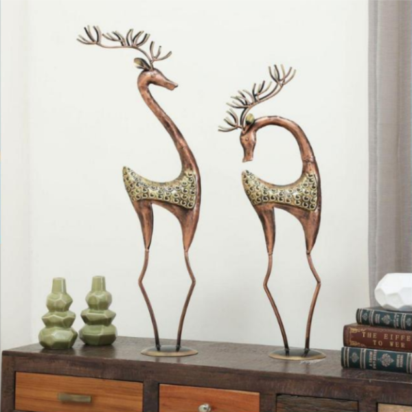 AD DEER TABLE DECOR (8.5x6x33 inch)